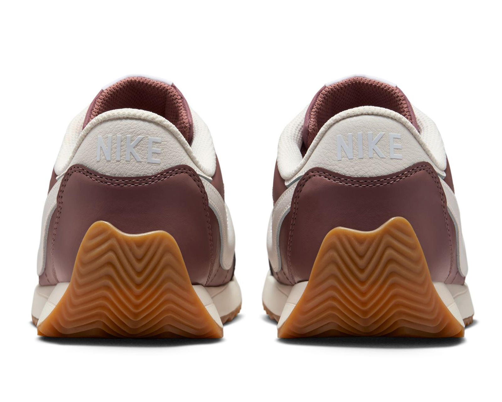 Foto 4 | Foto 4 | Tenis para Correr Nike Pacific Leather para Mujer