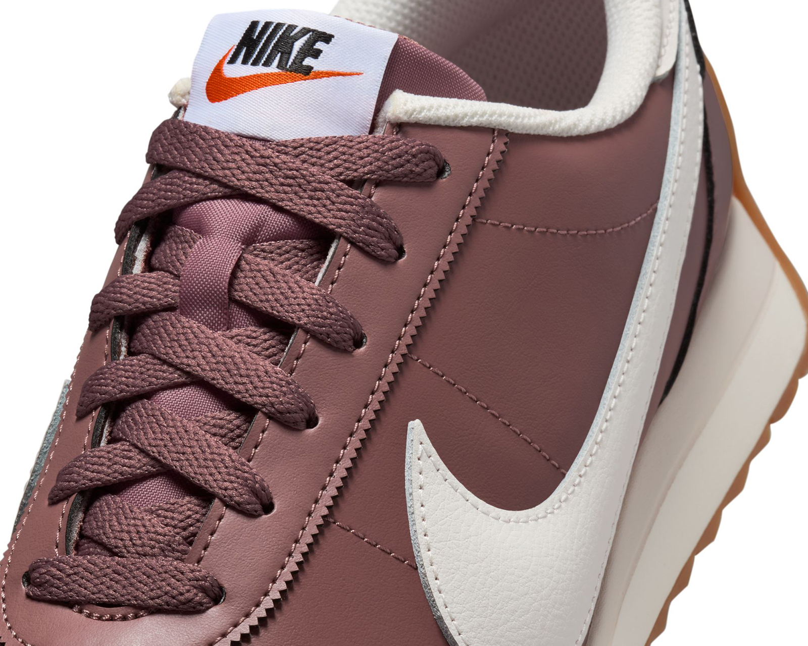 Foto 7 | Foto 7 | Tenis para Correr Nike Pacific Leather para Mujer