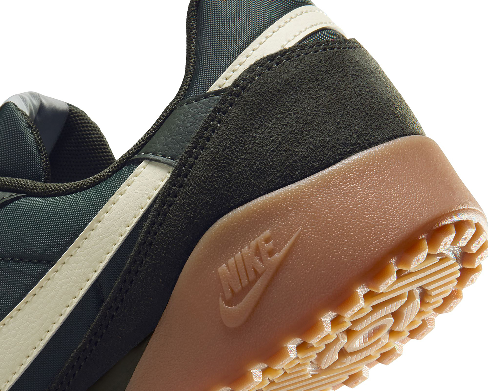 Foto 8 | Foto 8 | Tenis Nike Manta Suede para Hombre