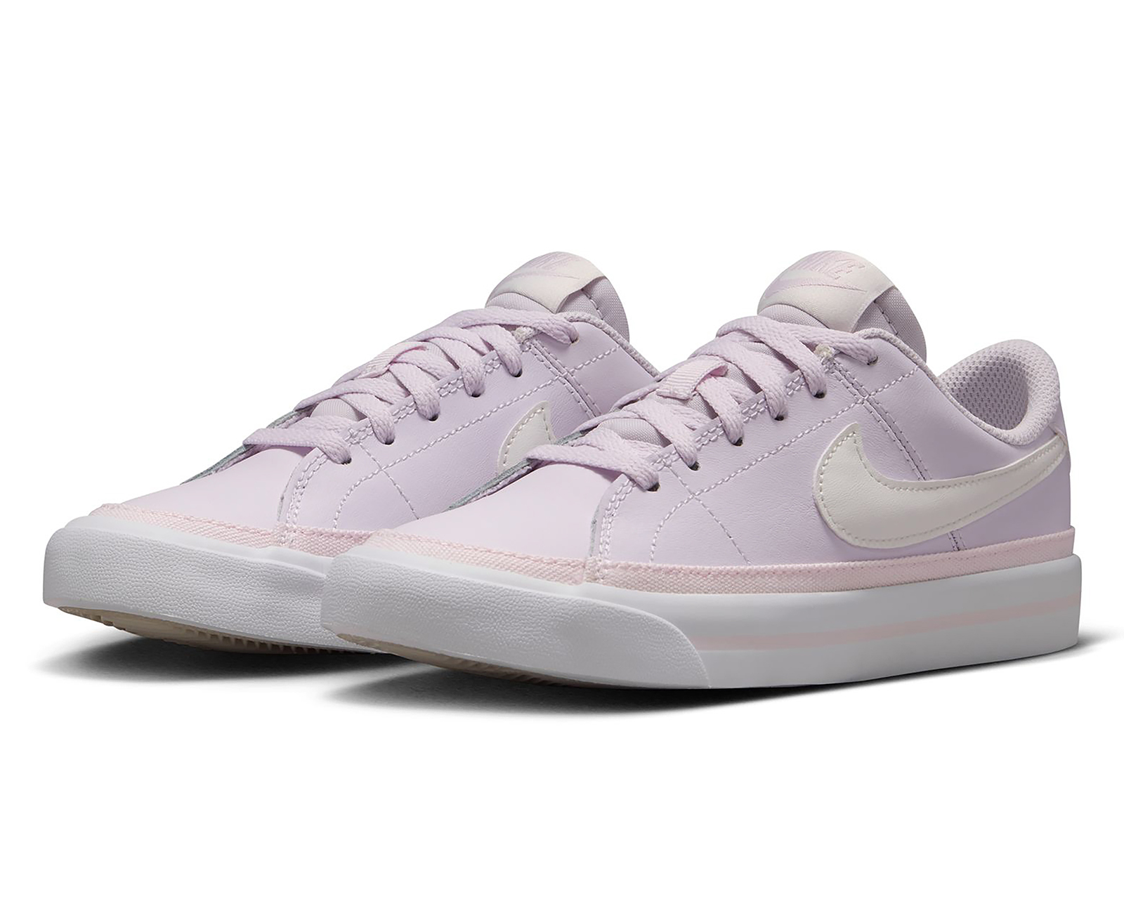 Foto 2 pulgar | Foto 1 | Tenis Nike Court Legacy Juveniles