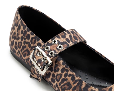 Foto 6 | Foto 6 | Flats Strona para Mujer
