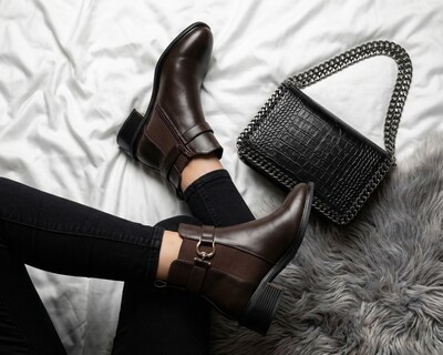 Foto 7 | Foto 7 | Botas Casuales Berlín Behave para Mujer