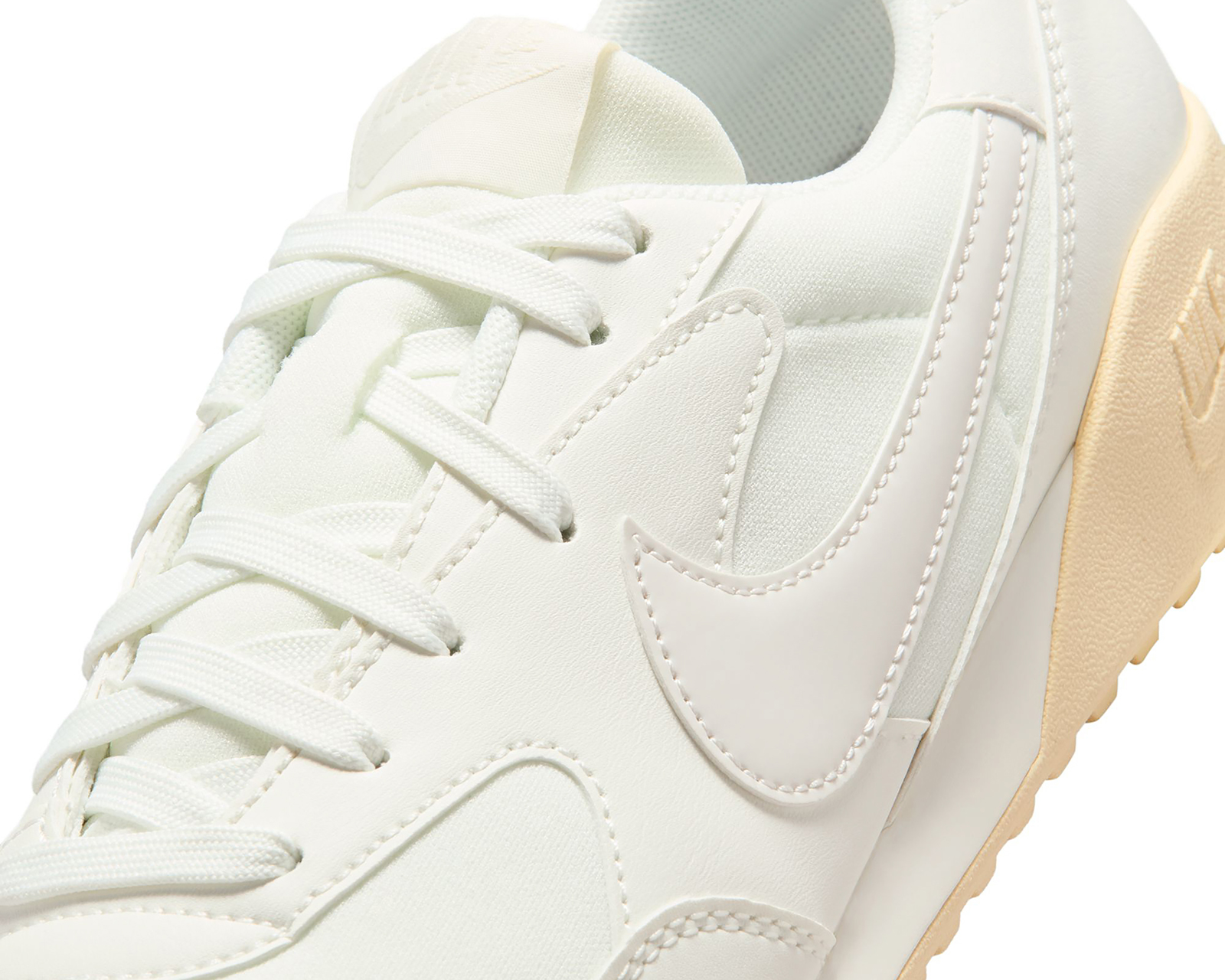 Foto 8 pulgar | Foto 7 | Tenis Nike Terra Manta para Mujer