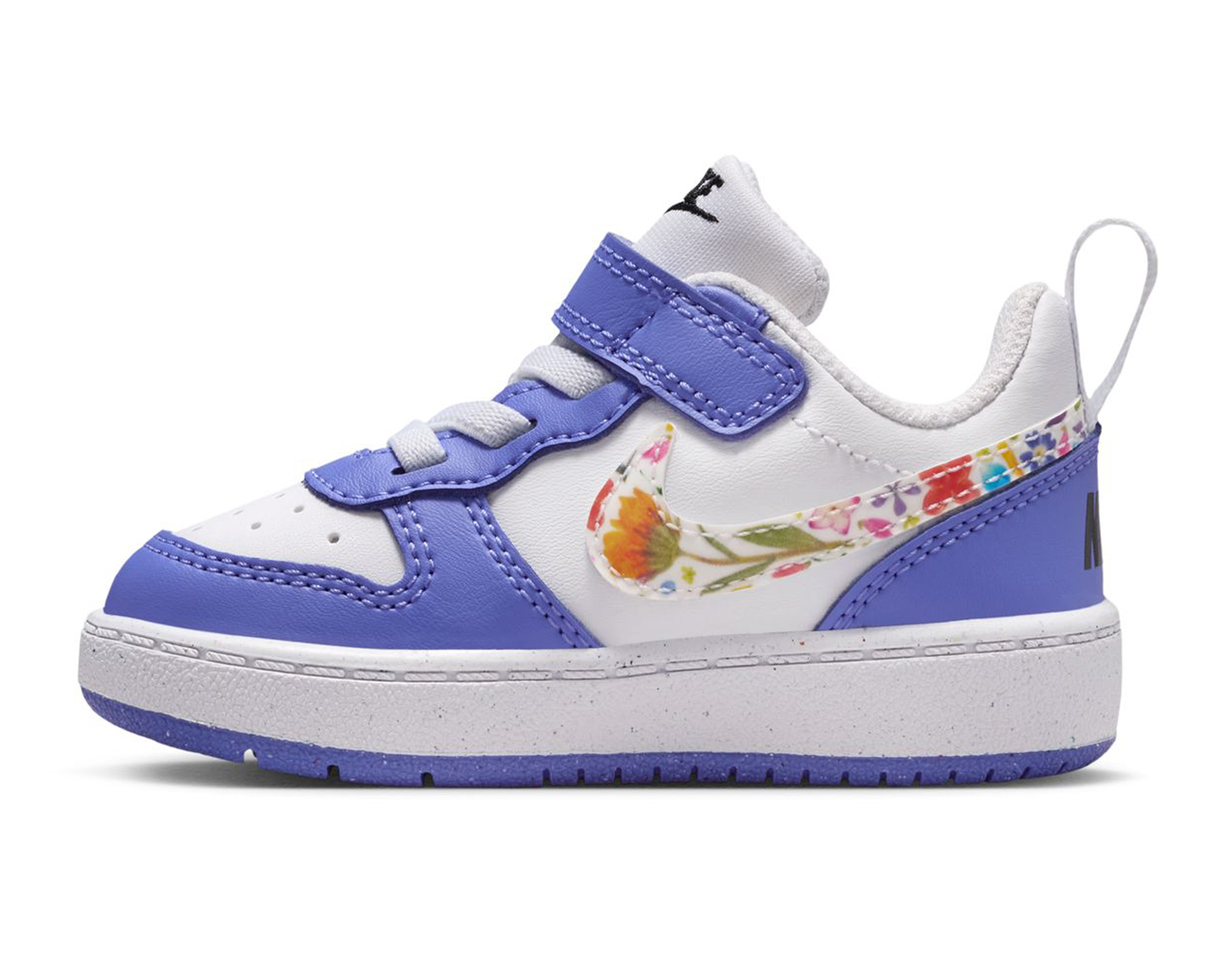 Foto 4 pulgar | Foto 3 | Tenis Nike Court Borough Low para Niña