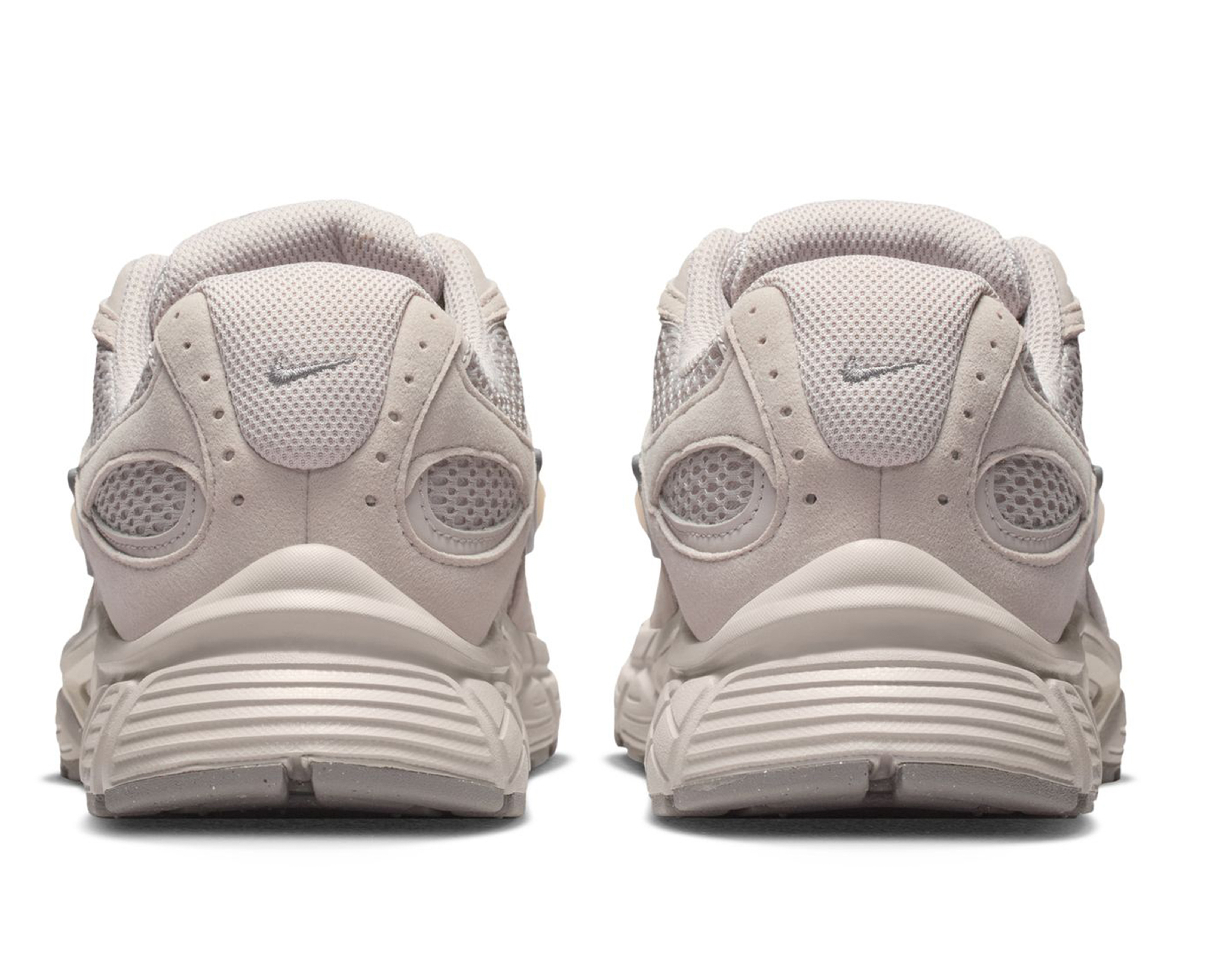 Foto 5 pulgar | Foto 4 | Tenis Nike V5 RNR para Mujer