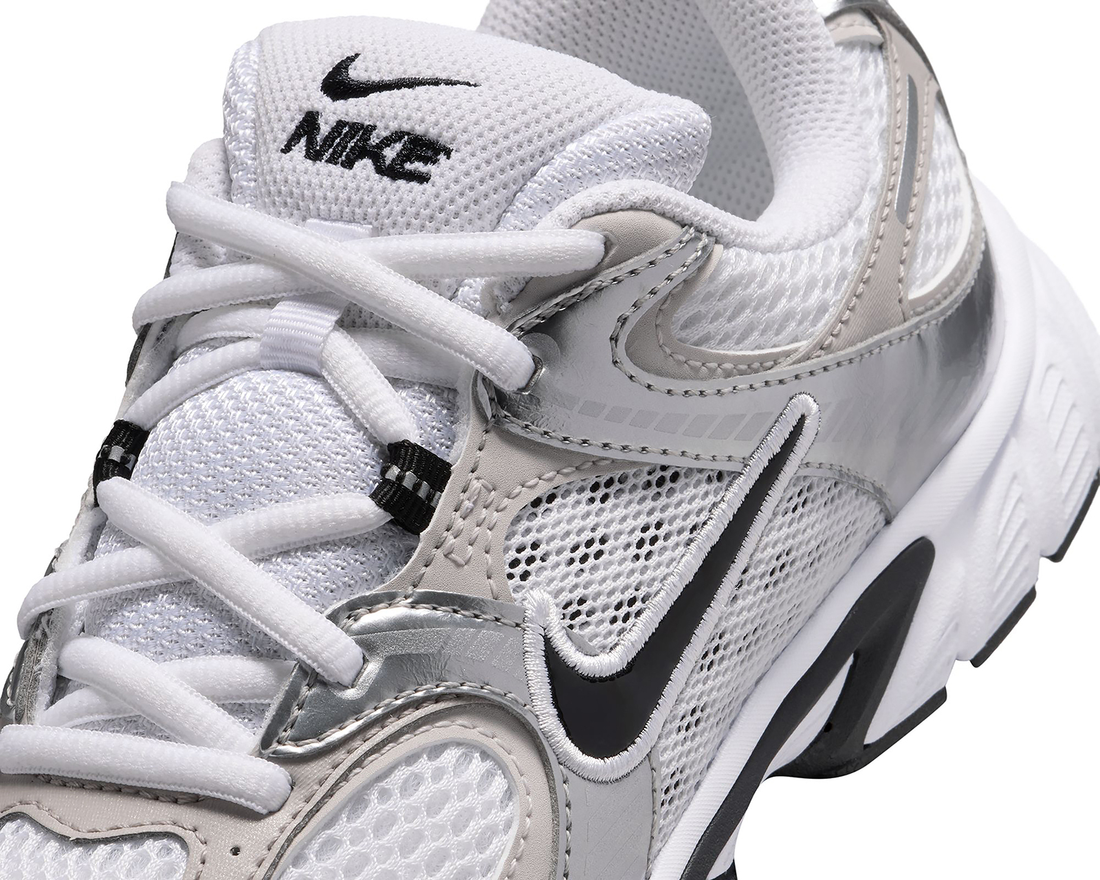 Foto 8 pulgar | Foto 7 | Tenis Nike V5 RNR Juveniles